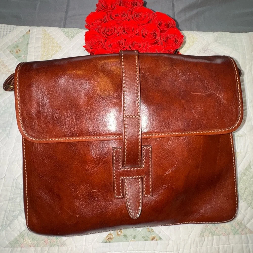 SALE💥Italian Leather Oversized ‘H’ Crossbody Vera Pelle Made in Italy Cognac - Picture 1 of 16